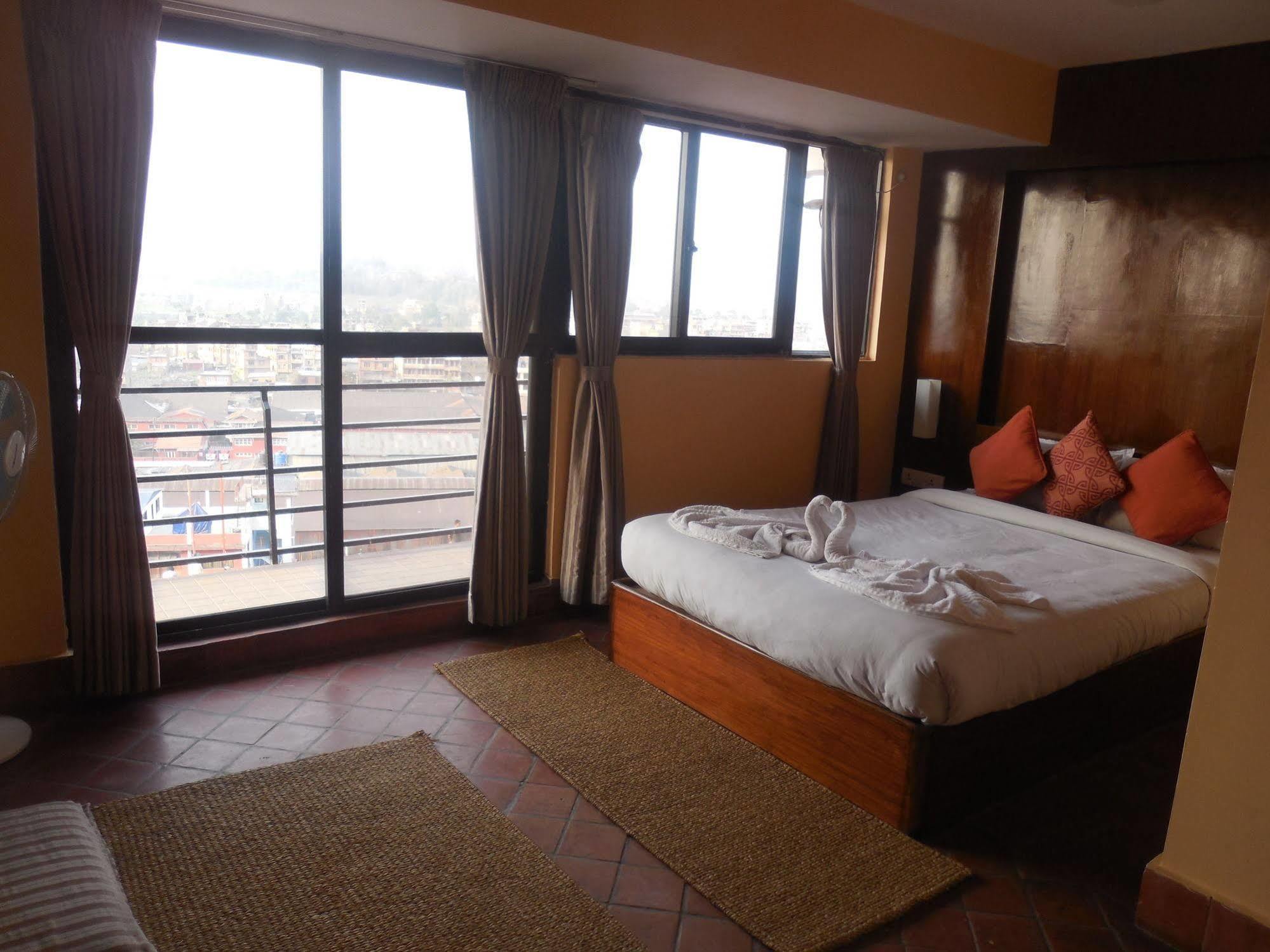 Thagu Chhen, A Boutique Hotel Bhatgoan Exterior foto